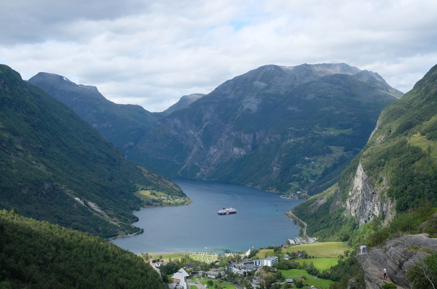 Where to Stay in Geiranger, from a Tour Leader's Perspective - The ...